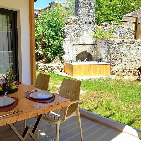 Antik Authentic Private Stone With Jaccuzi 别墅 Kayakoy